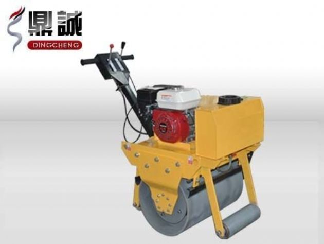 點(diǎn)擊查看詳細(xì)信息<br>標(biāo)題：輕型手扶式單鋼輪壓路機(jī) 閱讀次數(shù)：13008