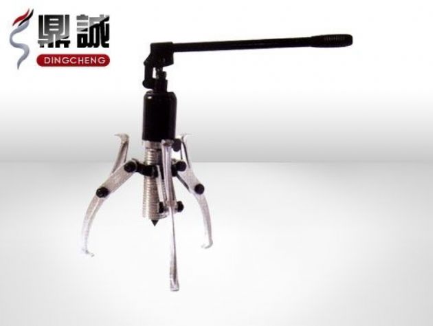 點(diǎn)擊查看詳細(xì)信息<br>標(biāo)題：整體式液壓拉馬 閱讀次數(shù)：4991